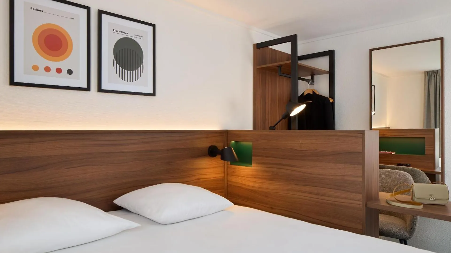 Timhotel Nation Hotel 3*