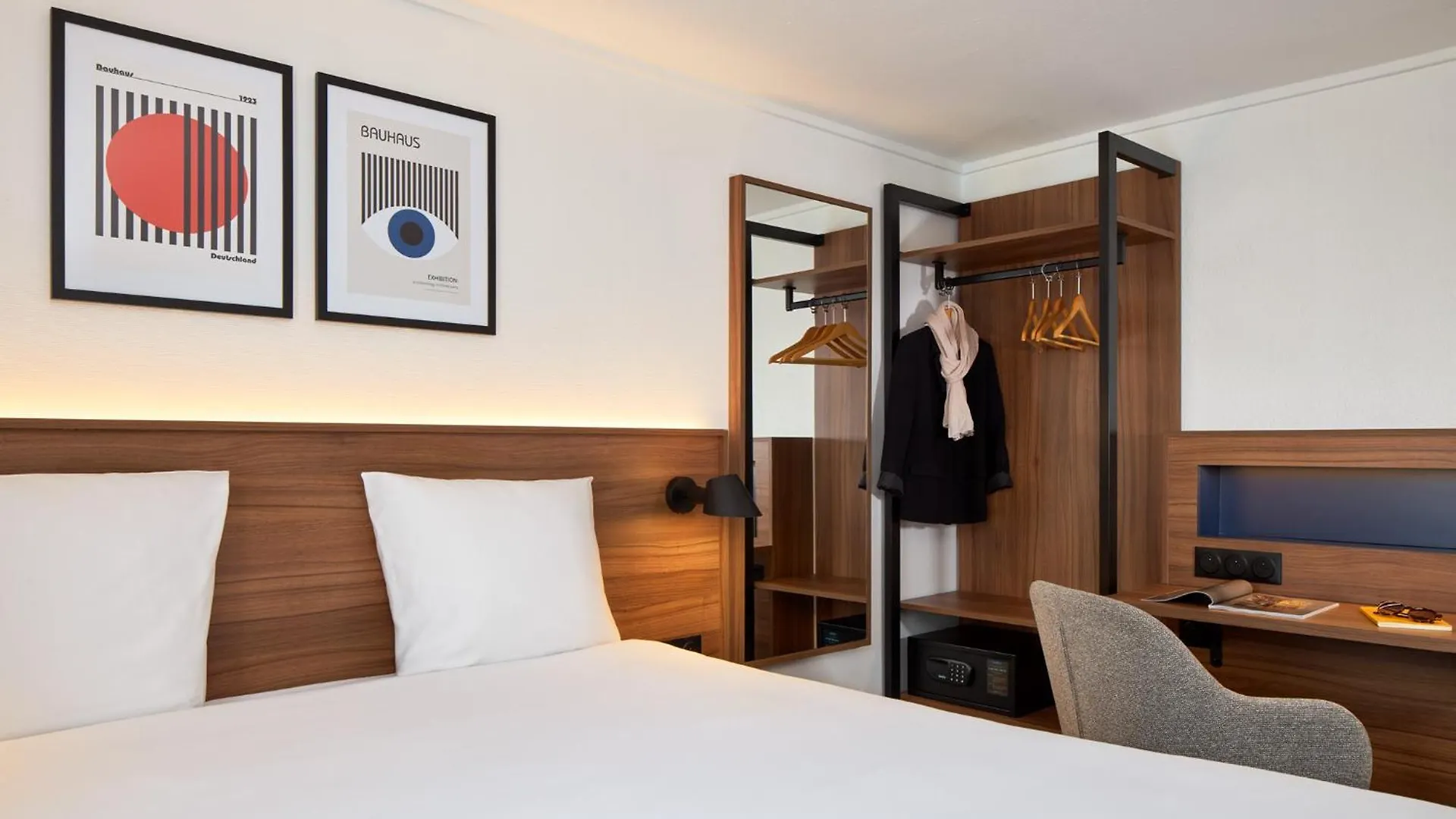 Timhotel Nation Hotel 3*