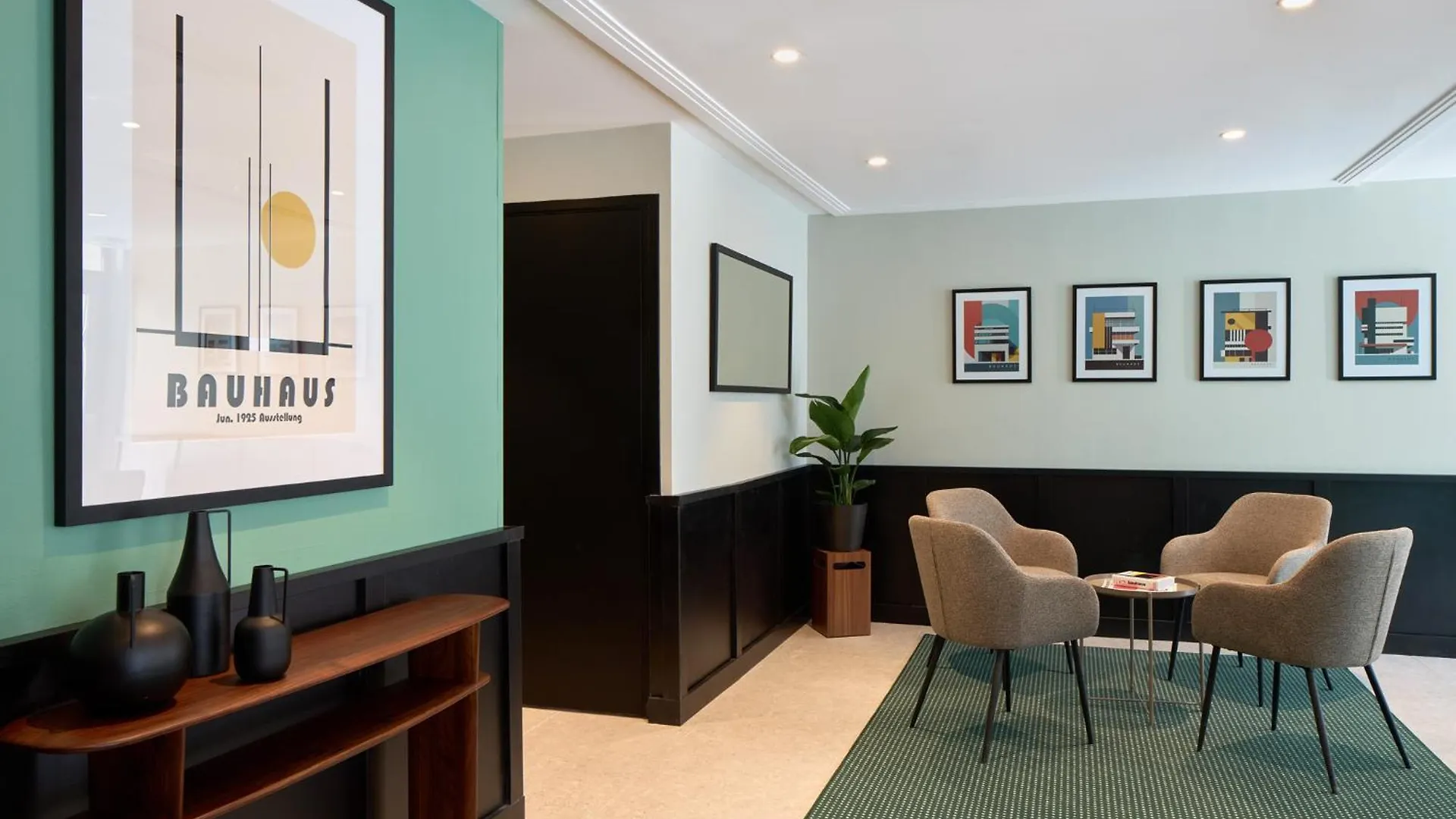 Timhotel Nation Hotel