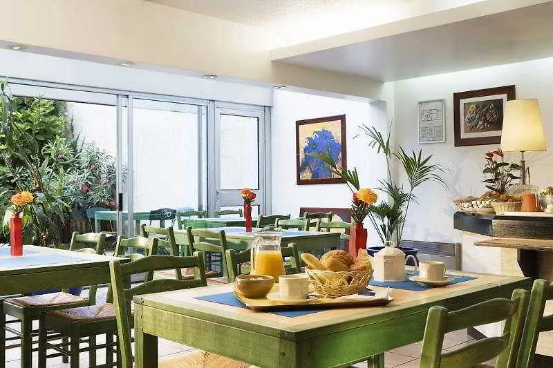 Timhotel Nation Hotel 3*